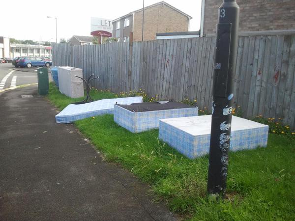 Fly-tipping on Pennywell Road, Easton